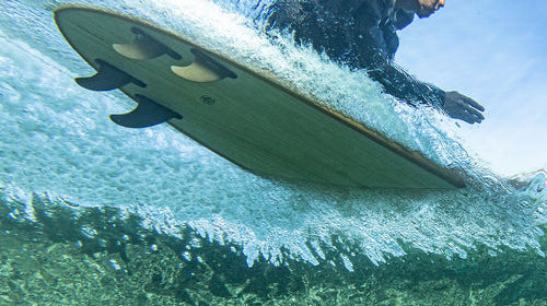 【2025年】サーフボードフィンの種類と特徴を徹底解説