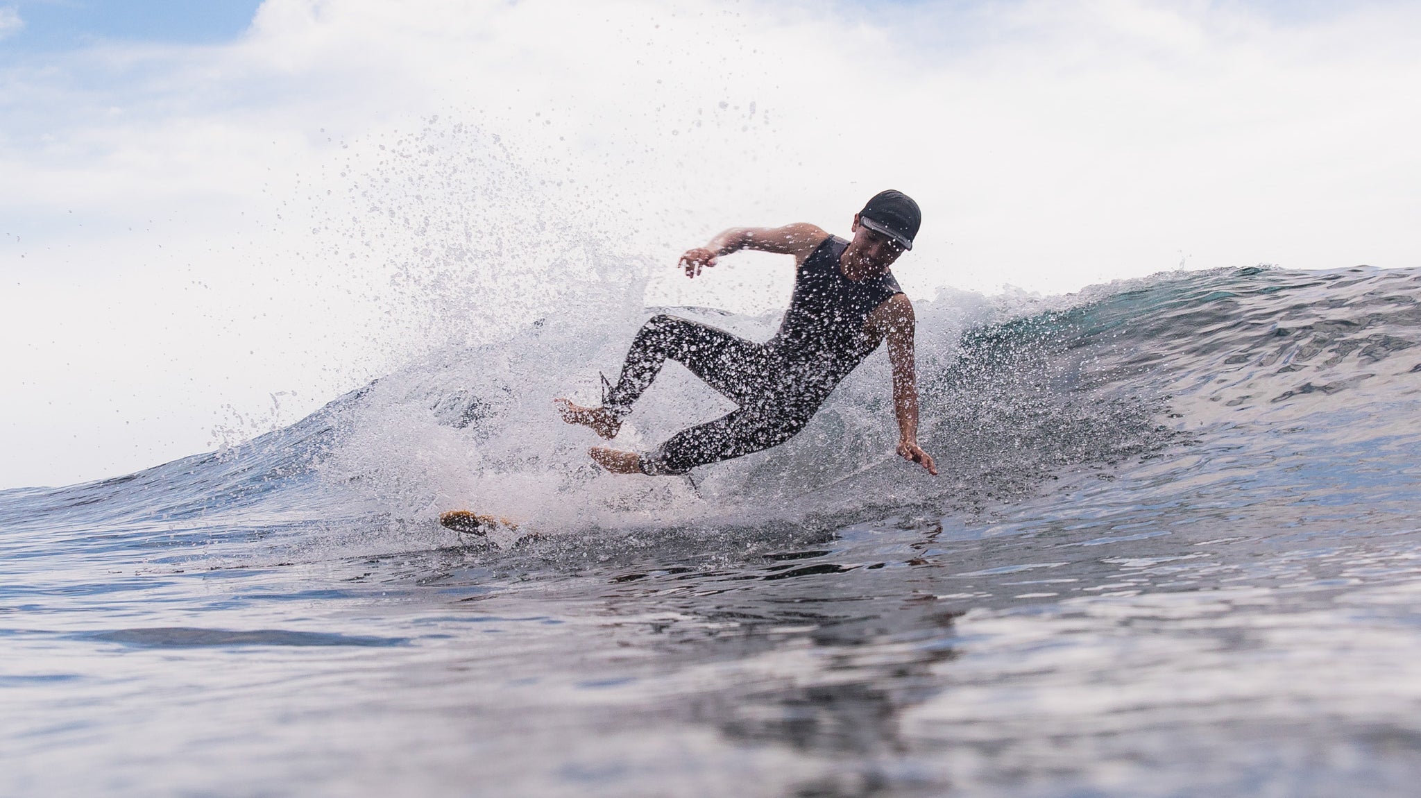 サーフィン中に耳に水が入った時の対処法