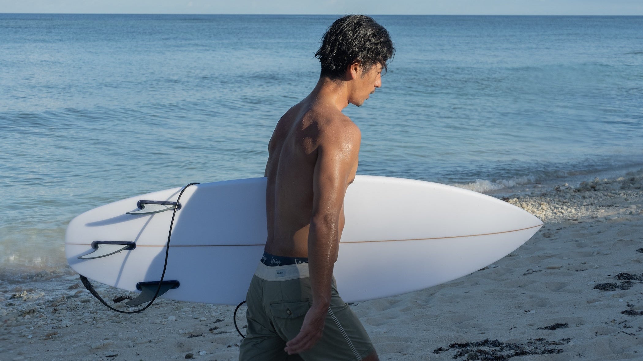 失敗しないサーフボードサイズの選び方:初心者から上級者まで対応